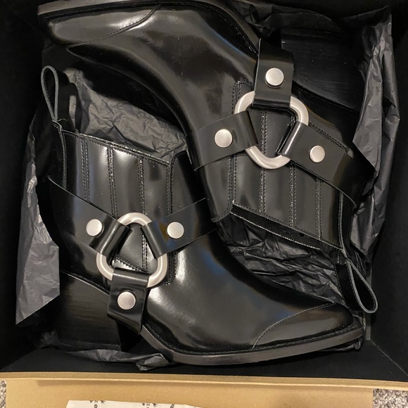 Zadig Voltaire N’dricks black glossy booties. - Picture 2 of 4